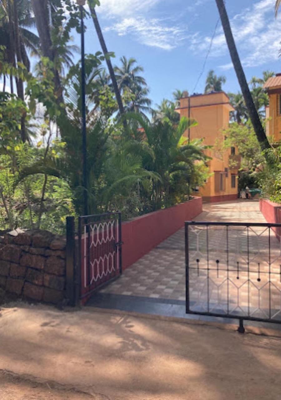 Bapat Niwas Home Stay Ganpatipule Exterior foto
