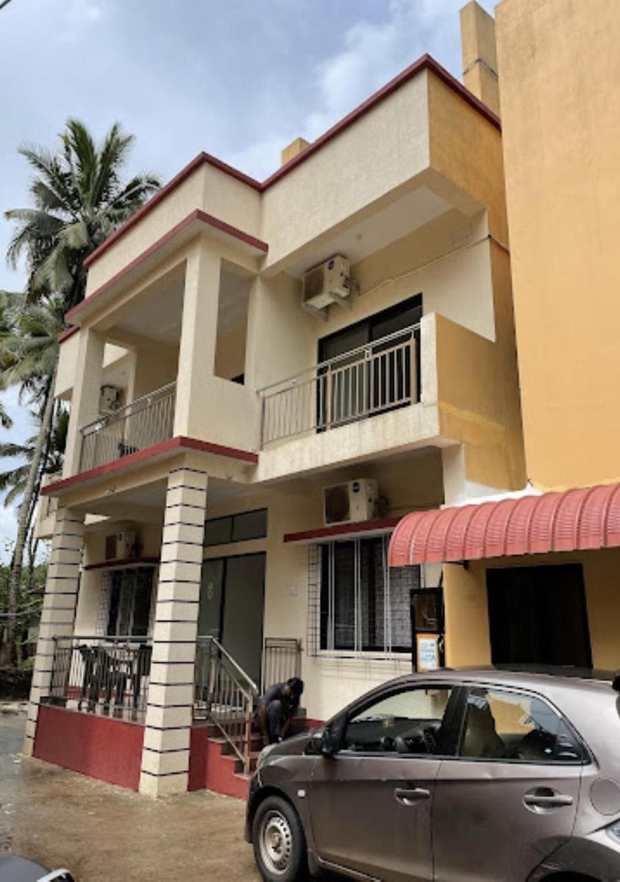 Bapat Niwas Home Stay Ganpatipule Exterior foto